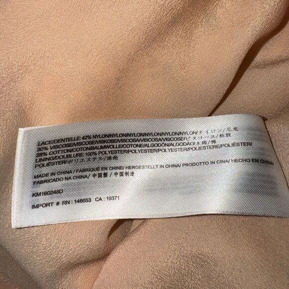 Keepsake lace dress - Picture 7 of 15